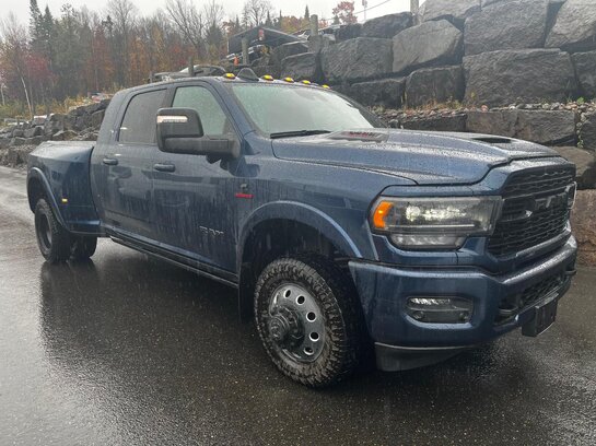 2023 RAM 3500 LIMITED MEGACAB DUALLY 4X4 / NOUVEL ARRIVAGE ! Blue
